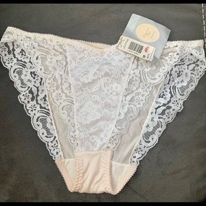 NWT Vintage Christian Dior Intimates 6M Lace Panty